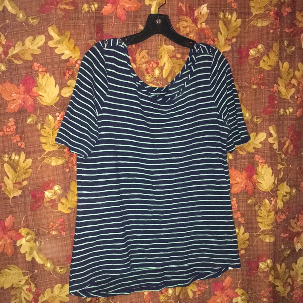 The Gap top for women.